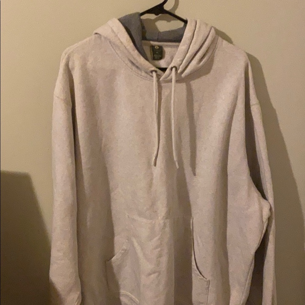 Xersion light grey hoodie